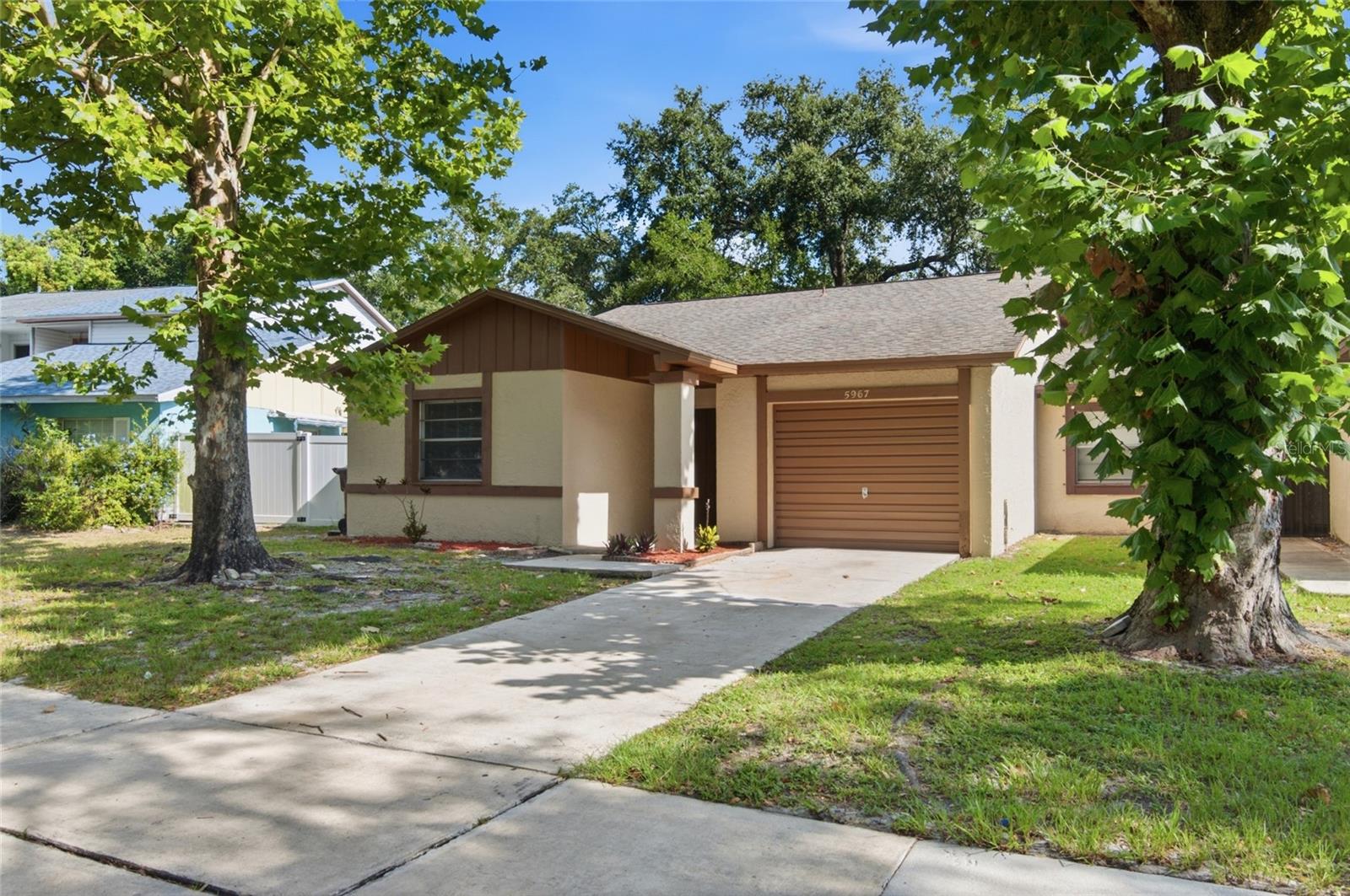 2nd image of 5967 Fish Ct, Orlando, FL 32807 | MLS# O6429303