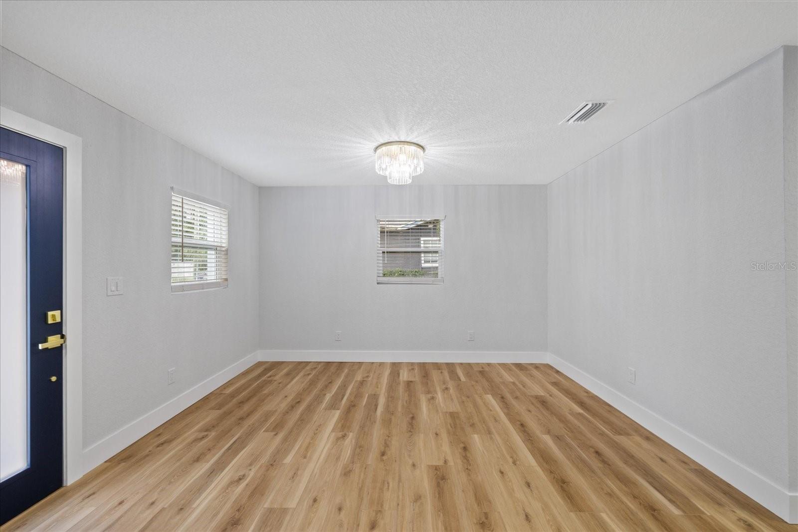 4th image of 3621 E Comanche Ave, Tampa, FL 33610 | MLS# TB8534123