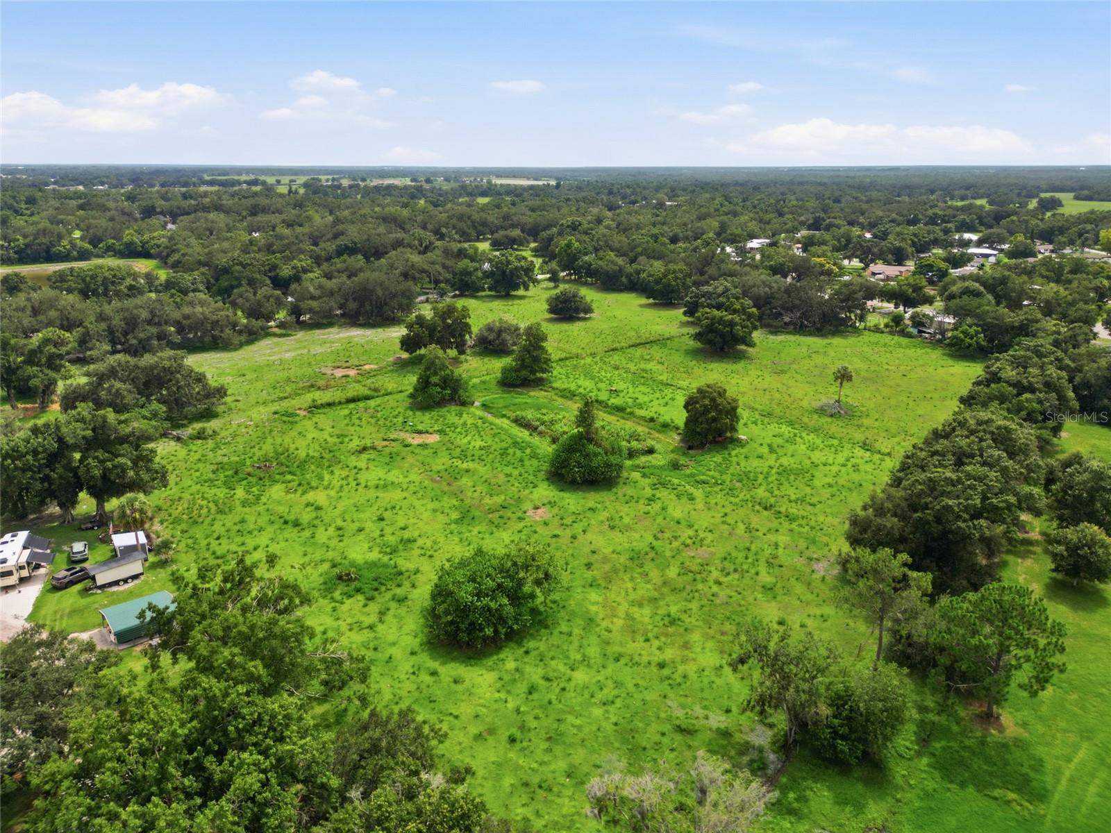 3rd image of 1823 Ne Hammock St, Arcadia, FL 34266 | MLS# C7529001