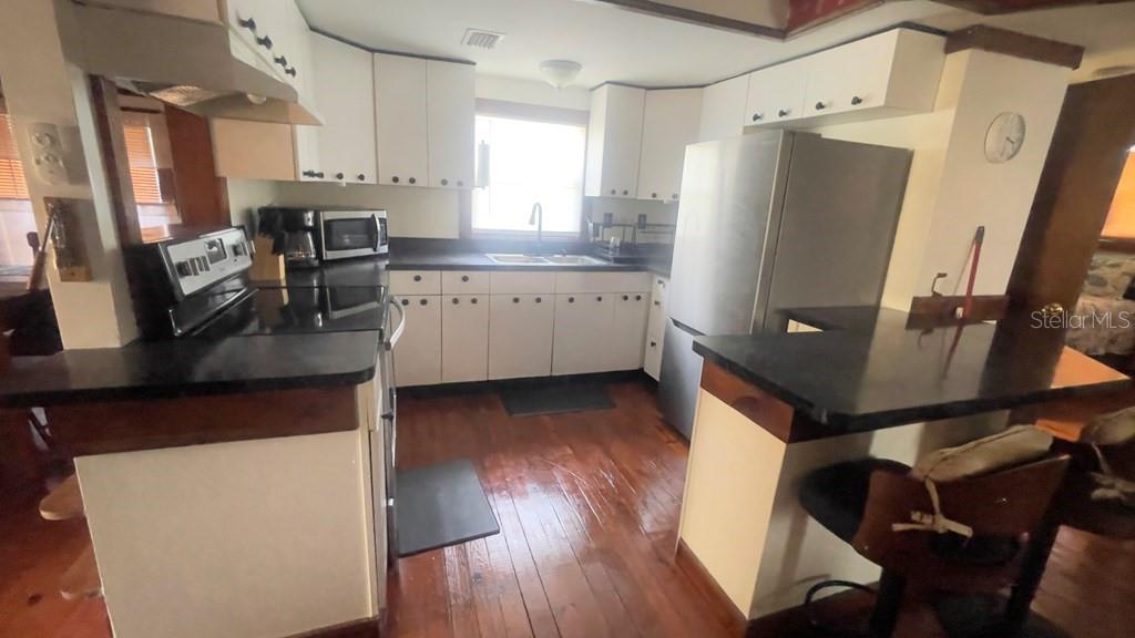 4th image of 214 Ne 4Th St, Chiefland, FL 32626 | MLS# GC542344