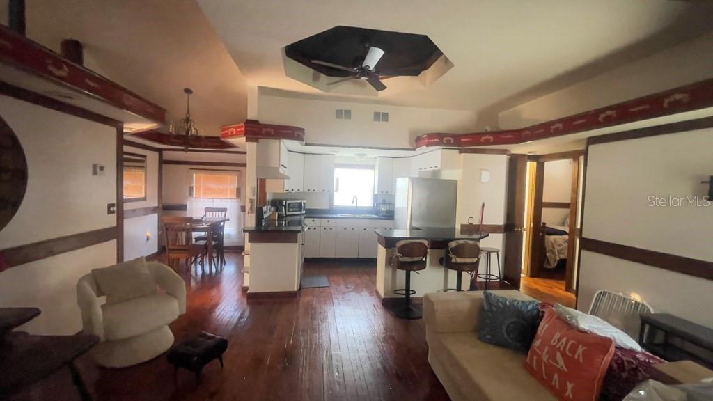 3rd image of 214 Ne 4Th St, Chiefland, FL 32626 | MLS# GC542344