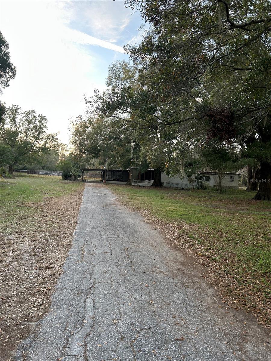 2nd image of 3633 Apfel Rd, Wesley Chapel, FL 33543 | MLS# TB8534146