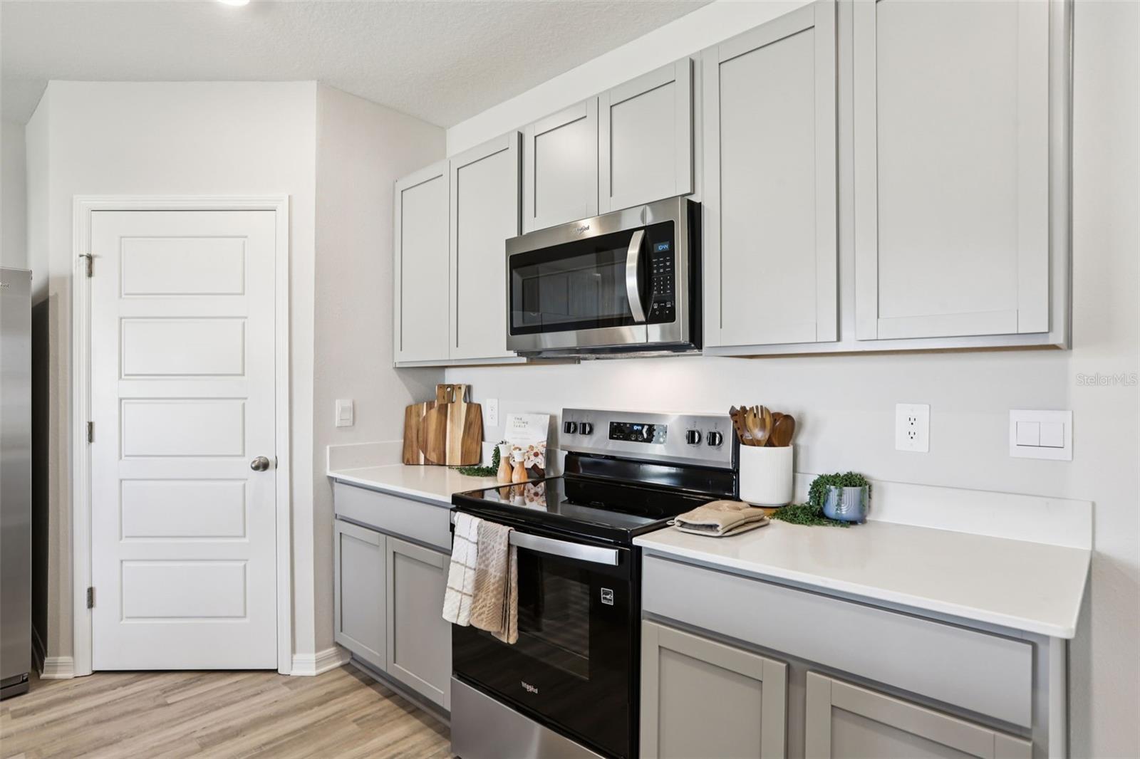 5th image of 148 Flag Lilly Ln, Umatilla, FL 32784 | MLS# O6429388