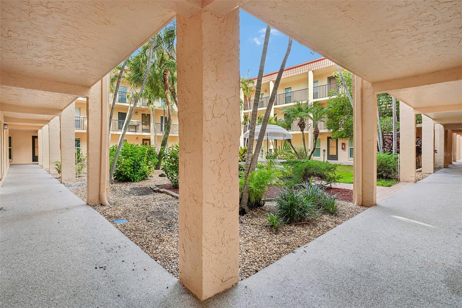4th image of 8911 Blind Pass Rd, St. Petersburg, FL 33706
