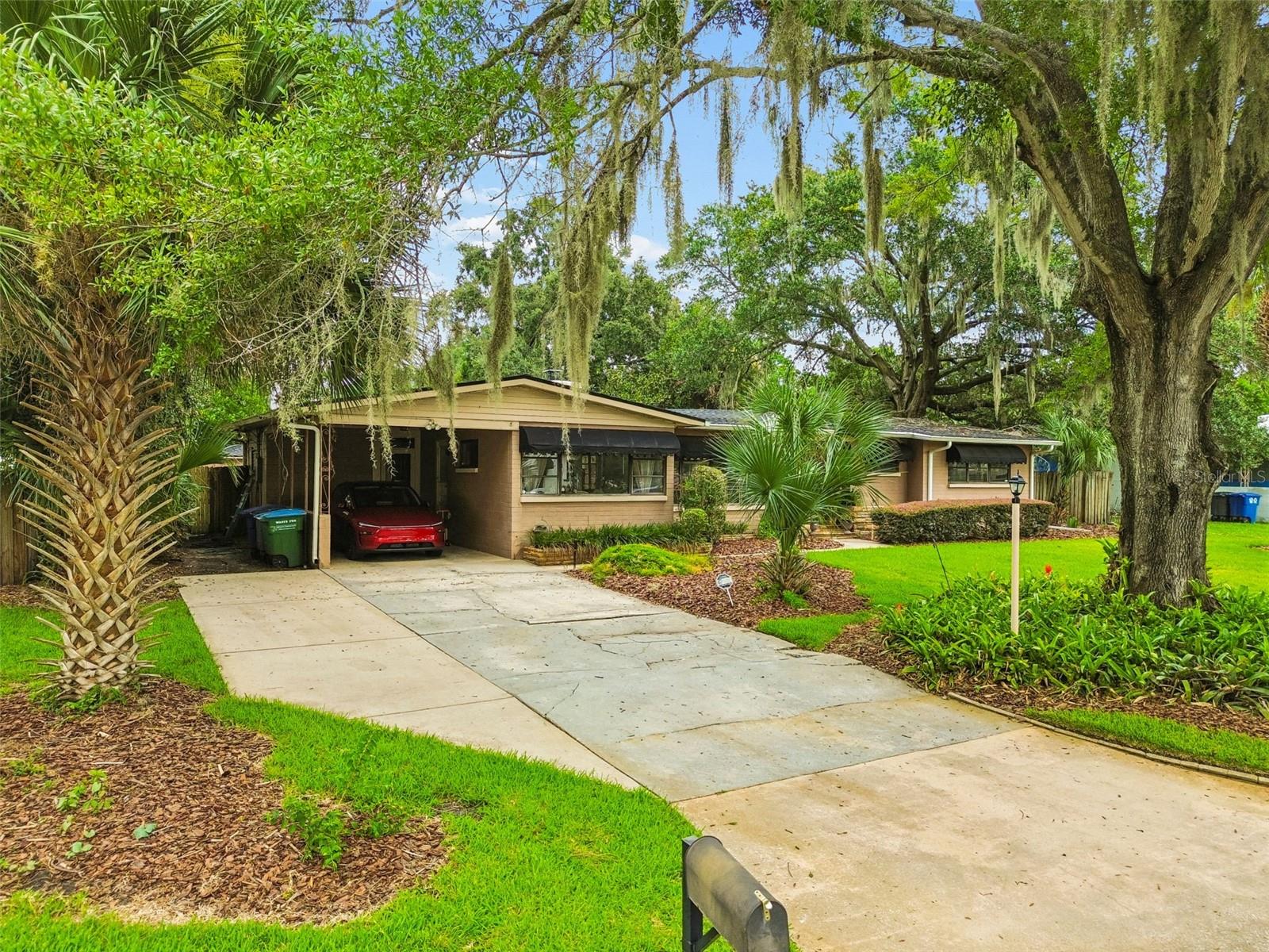 3rd image of 228 Rippling Ln, Winter Park, FL 32789 | MLS# O6429407