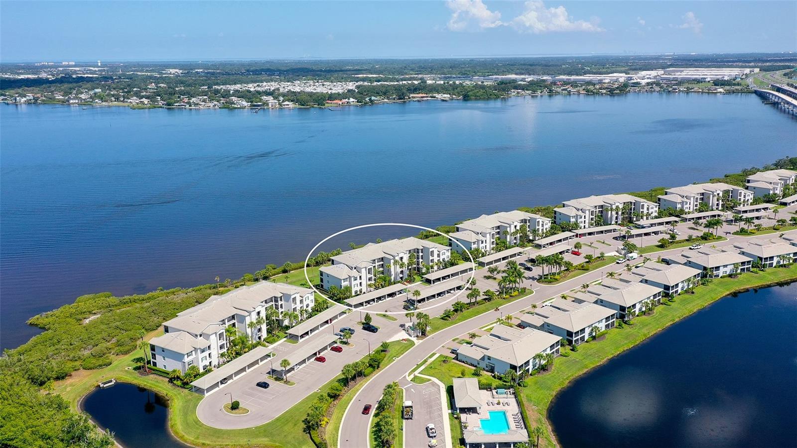3rd image of 910 Tidewater Shores Loop #402, Bradenton, FL 34208 | MLS# A4701572