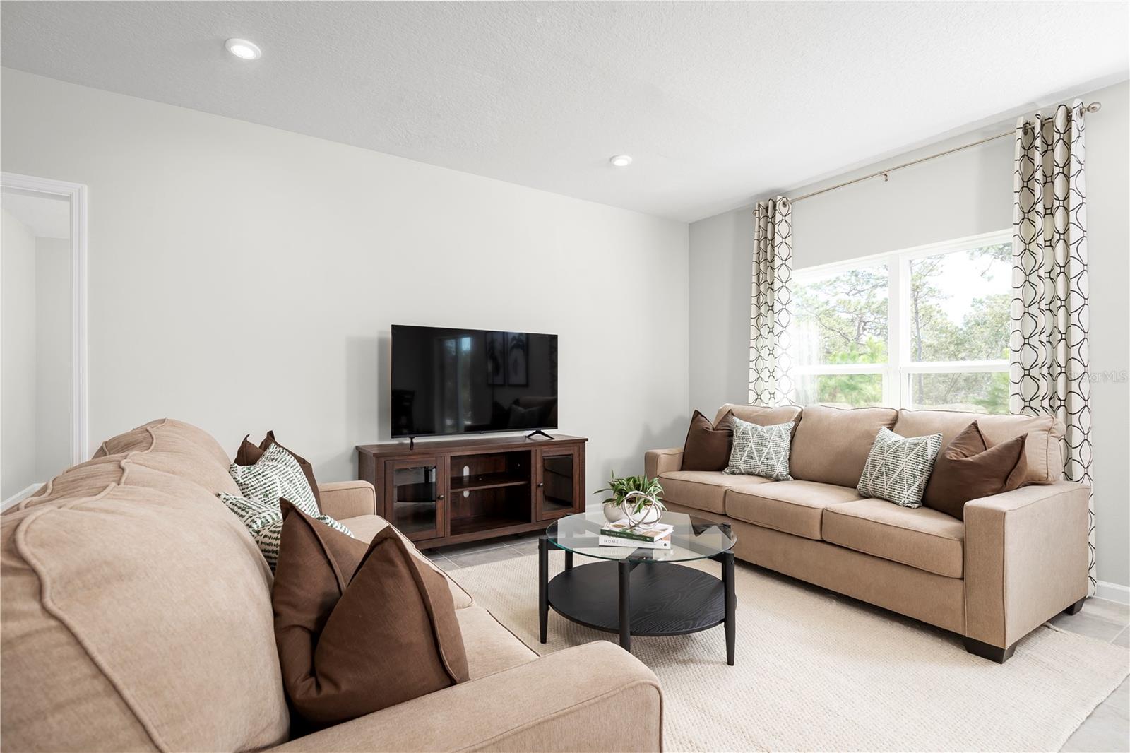 3rd image of 6951 Sundial Dr, Lakeland, FL 33813 | MLS# W7888111