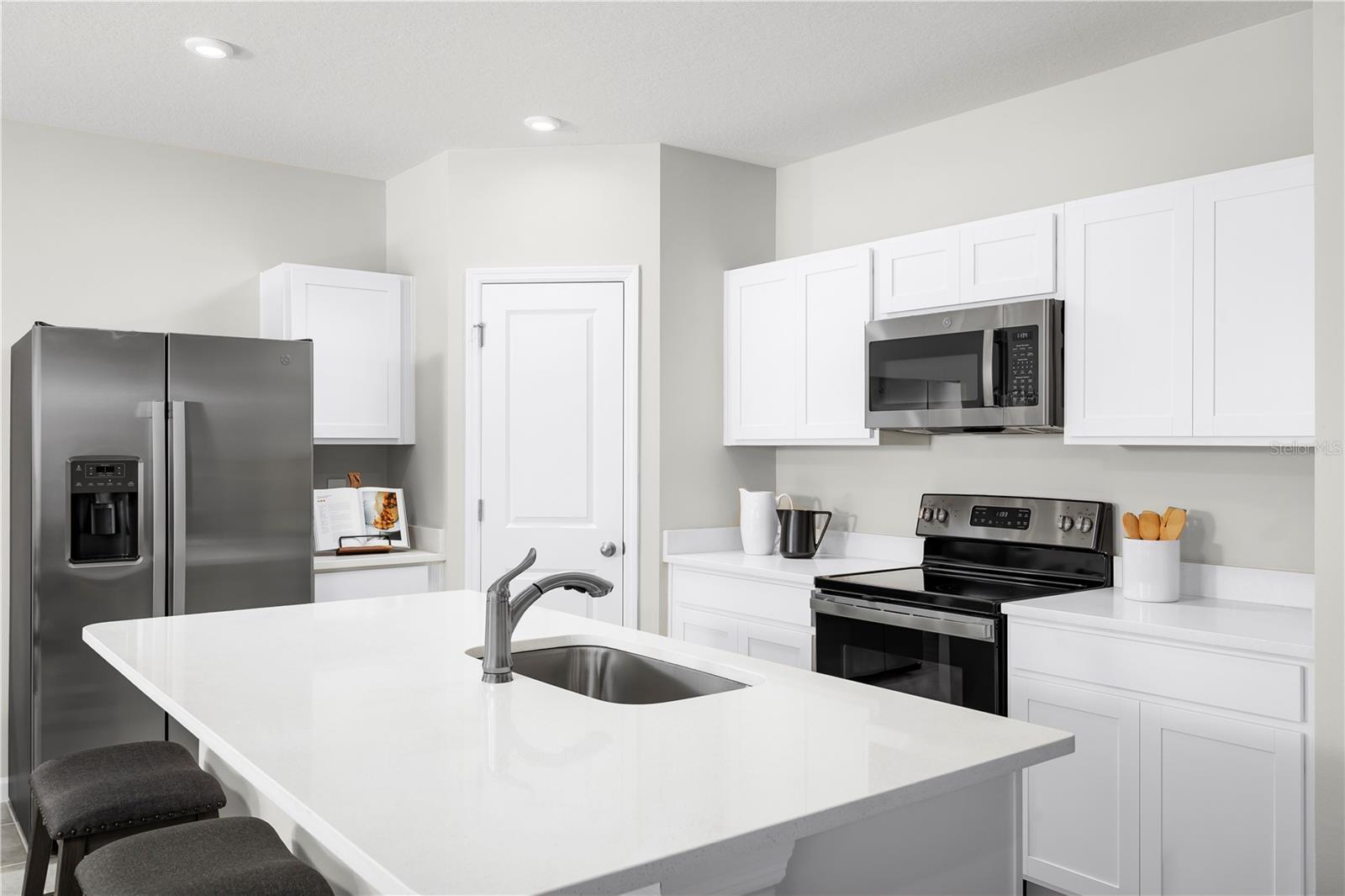 5th image of 6951 Sundial Dr, Lakeland, FL 33813 | MLS# W7888111