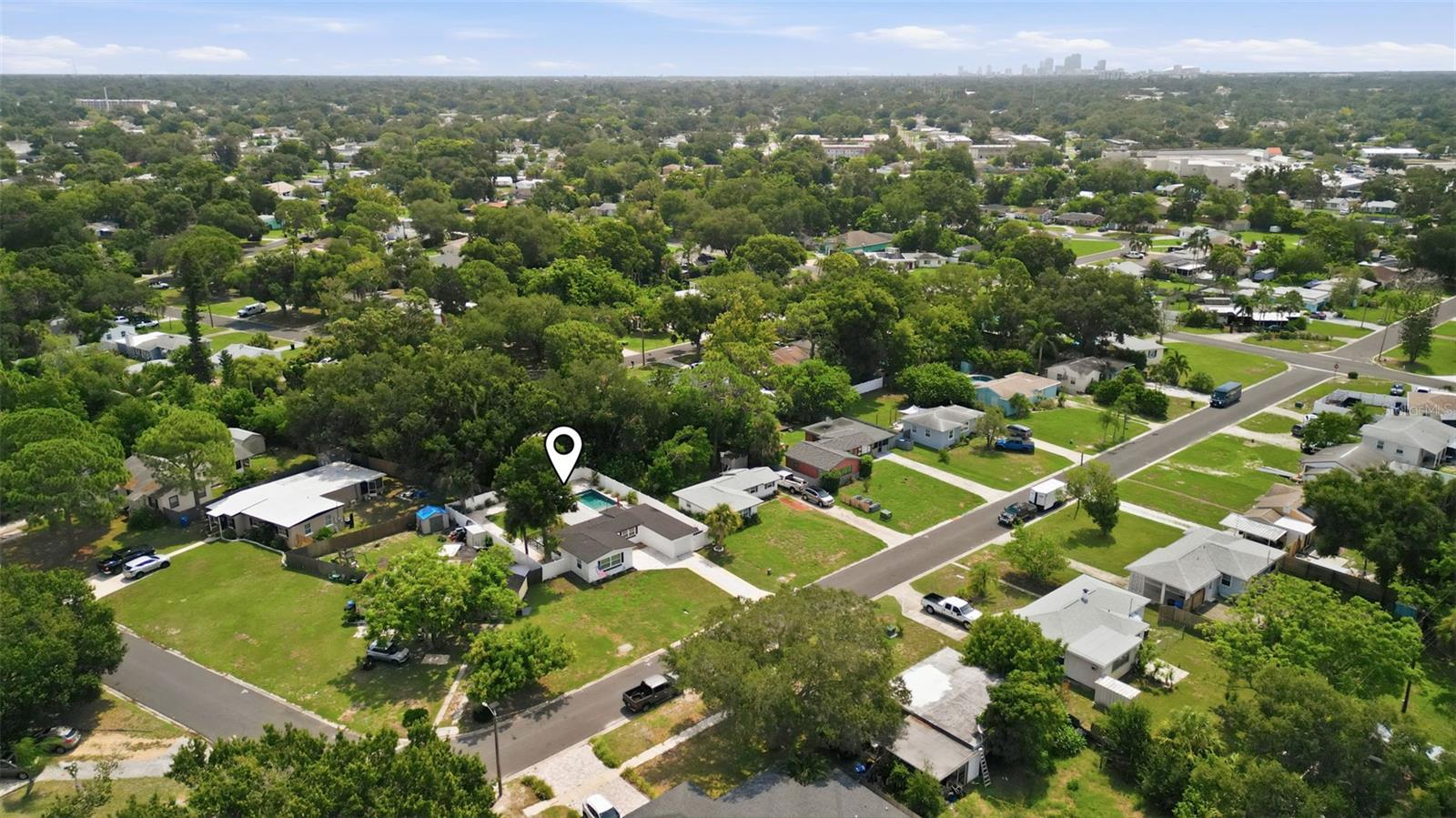 31st image of 1317 Essex Dr N, St Petersburg, FL 33710 | MLS# TB8534286