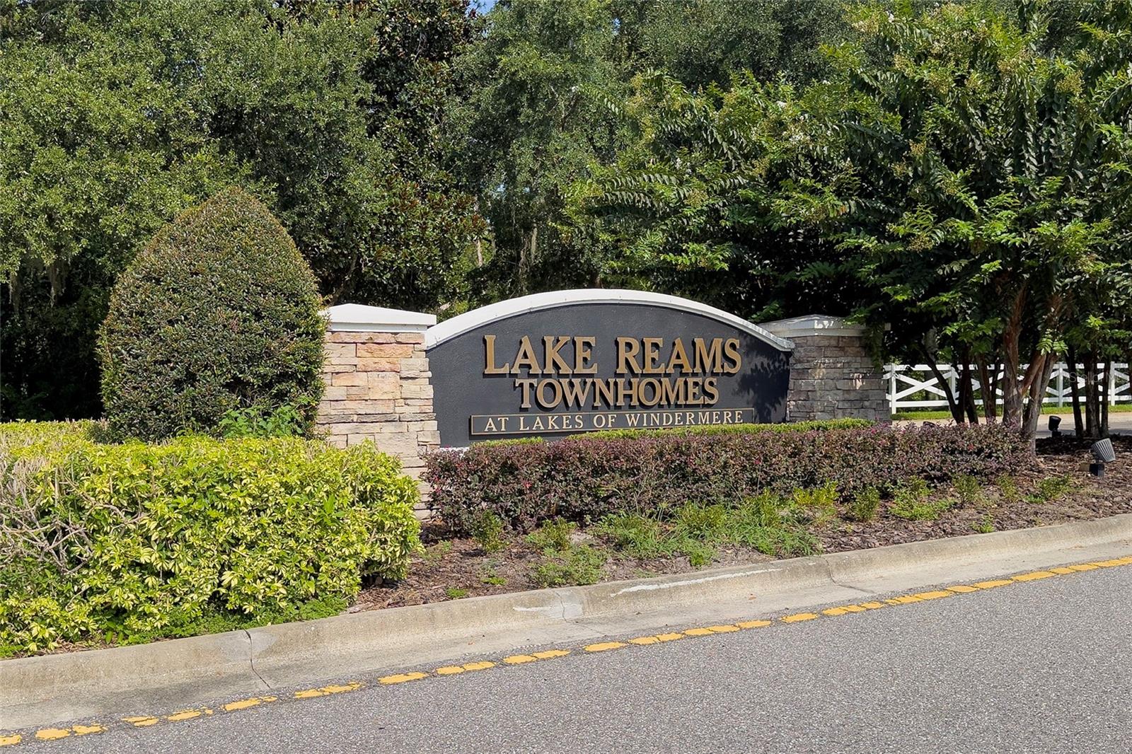 2nd image of 12744 Langstaff Dr, Windermere, FL 34786 | MLS# S5154691