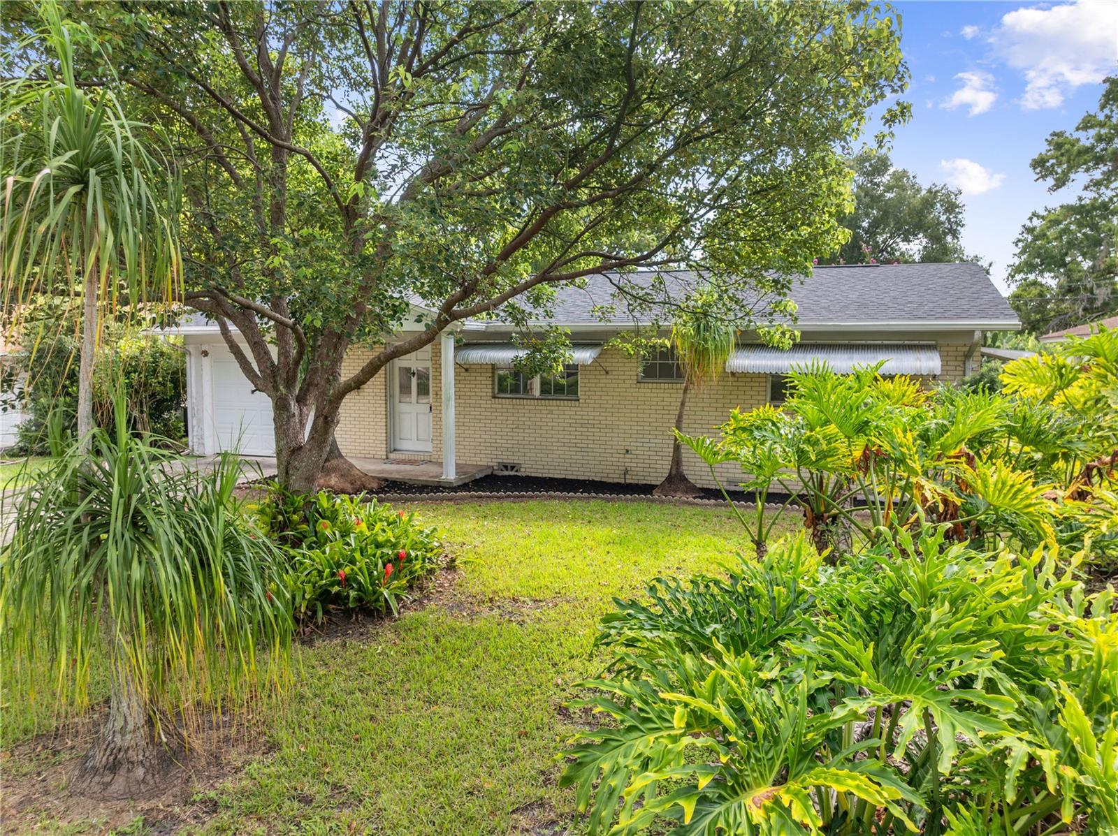 2nd image of 325 Florida Ave, Saint Cloud, FL 34769 | MLS# S5154694