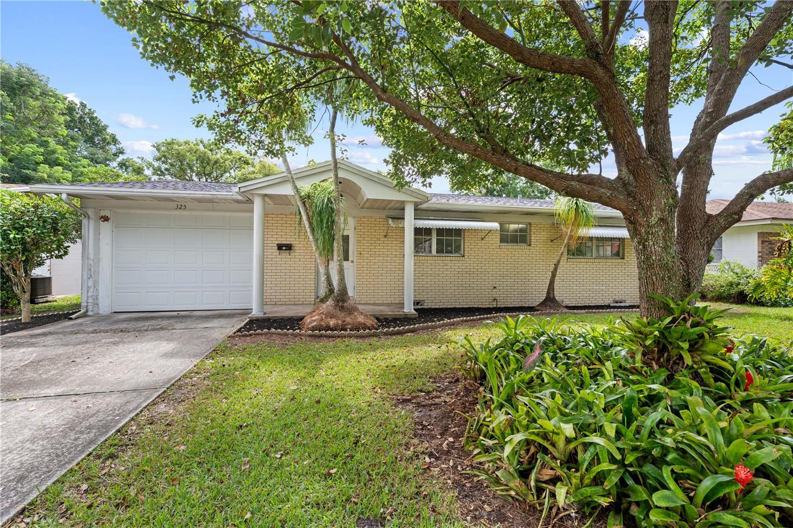 3rd image of 325 Florida Ave, Saint Cloud, FL 34769 | MLS# S5154694
