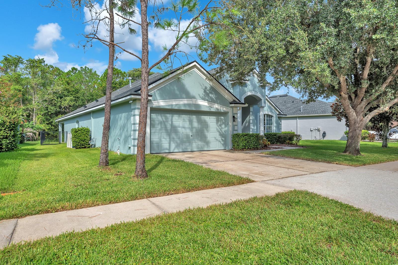 34th image of 16405 Bridgewalk Dr, Lithia, FL 33547 | MLS# TB8534295