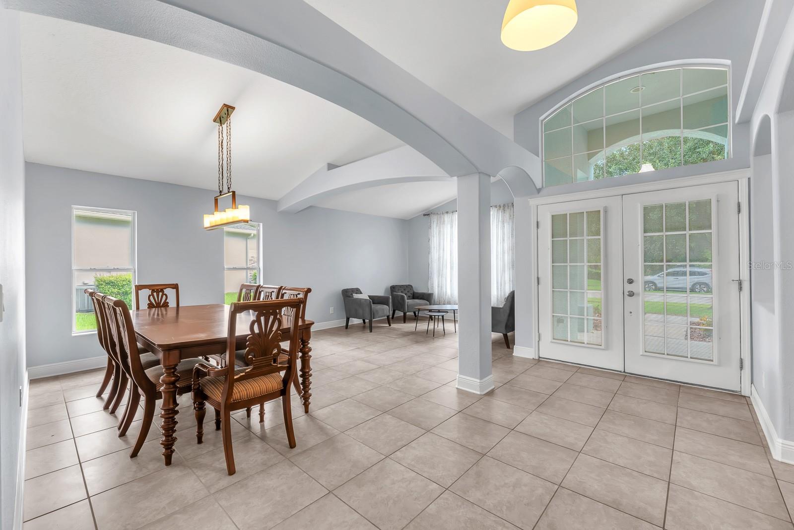 4th image of 16405 Bridgewalk Dr, Lithia, FL 33547 | MLS# TB8534295