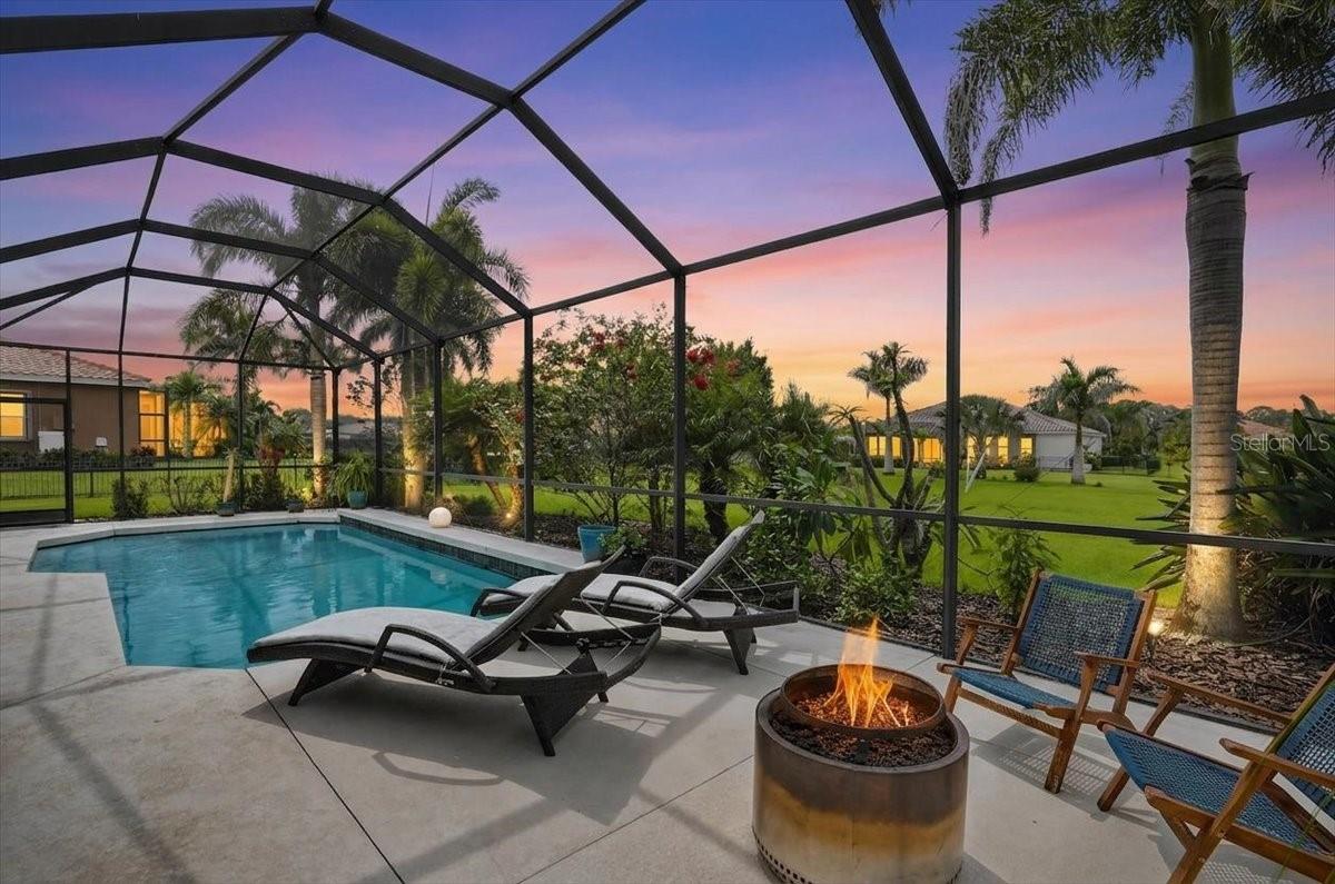 3rd image of 17009 1St Dr E, Bradenton, FL 34212 | MLS# A4701603