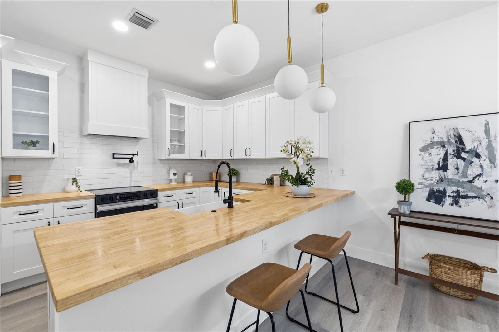 5th image of 2138 W Nassau St #3, Tampa, FL 33607 | MLS# TB8534383