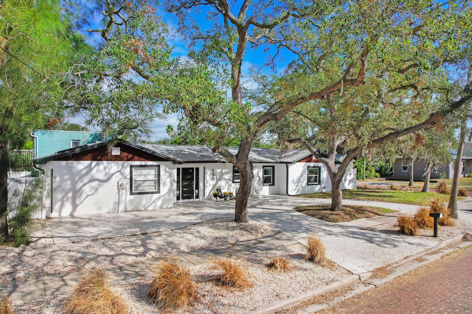 2nd image of 530 Locklie St, Dunedin, FL 34698 | MLS# TB8534423
