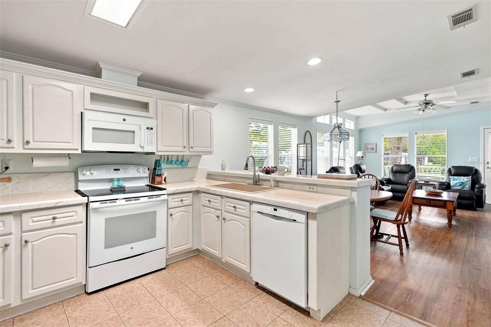 4th image of 5072 Buccaneer Blvd, Spring Hill, FL 34607 | MLS# TB8534426
