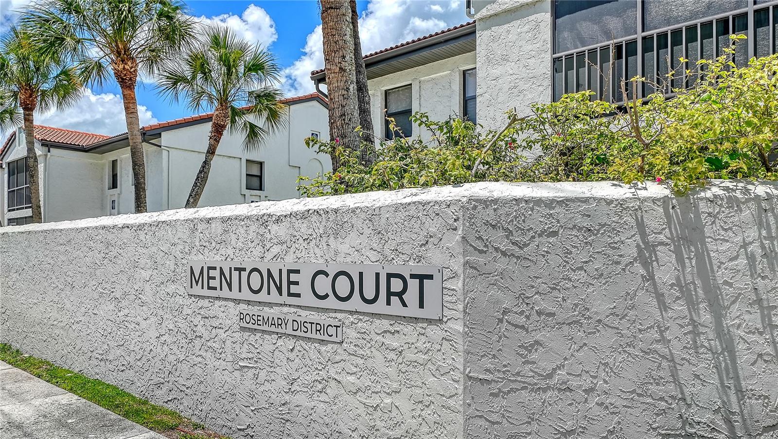 3rd image of 631 N Orange Ave #108, Sarasota, FL 34236 | MLS# A4701634