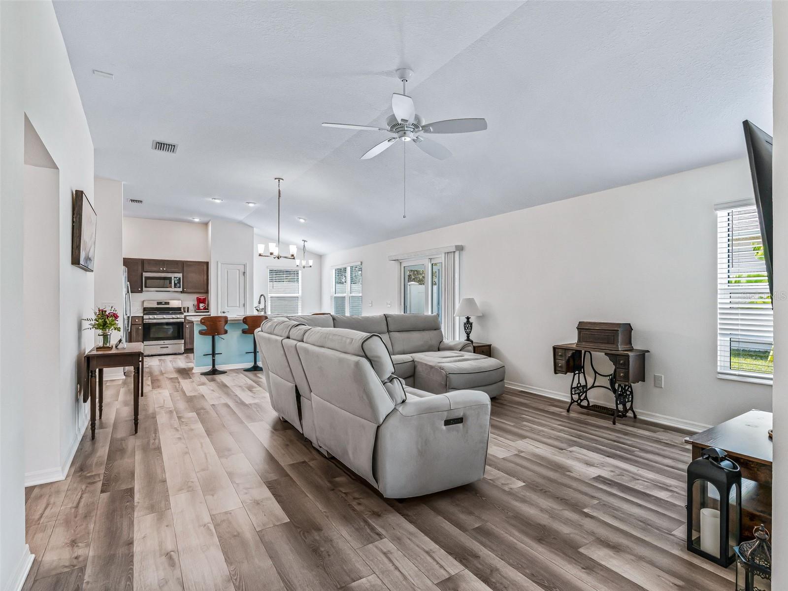 4th image of 4438 Cameo Cir, The Villages, FL 32163 | MLS# G5115806