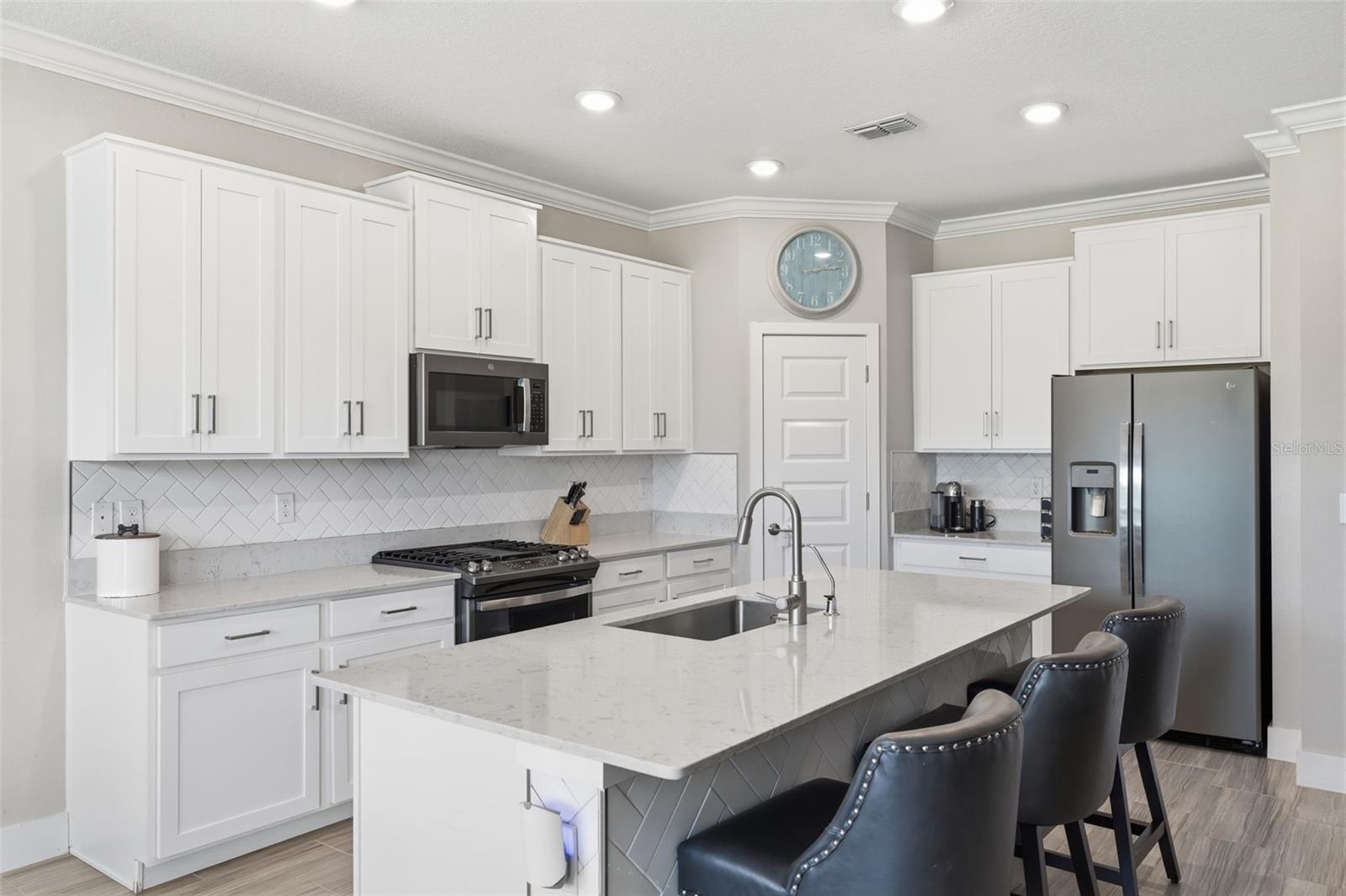 2nd image of 2920 Gridiron Iss, New Port Richey, FL 34655 | MLS# TB8534471