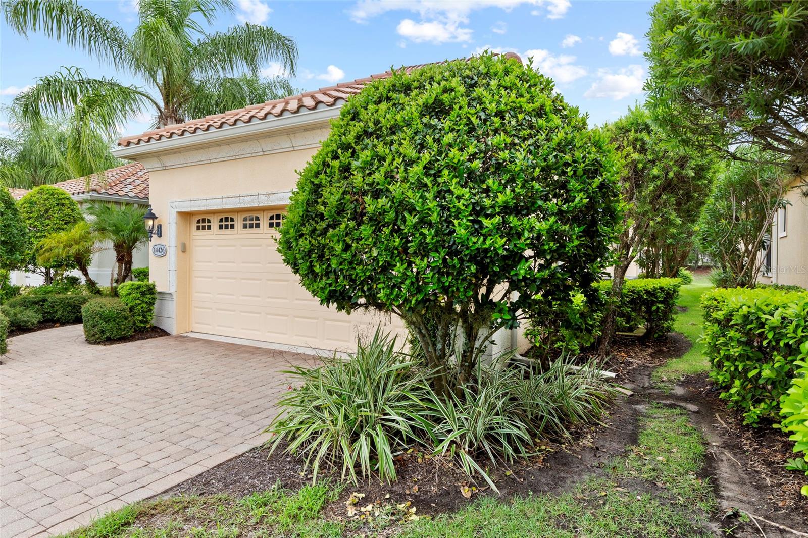 3rd image of 14426 Whitemoss Ter, Lakewood Ranch, FL 34202 | MLS# A4701659
