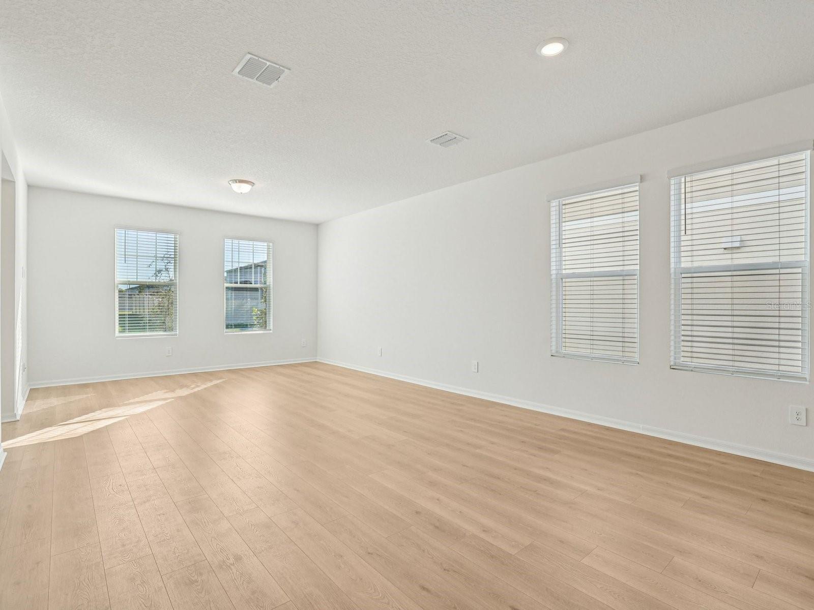 3rd image of 4688 Homestead Trl, Saint Cloud, FL 34772 | MLS# TB8534550