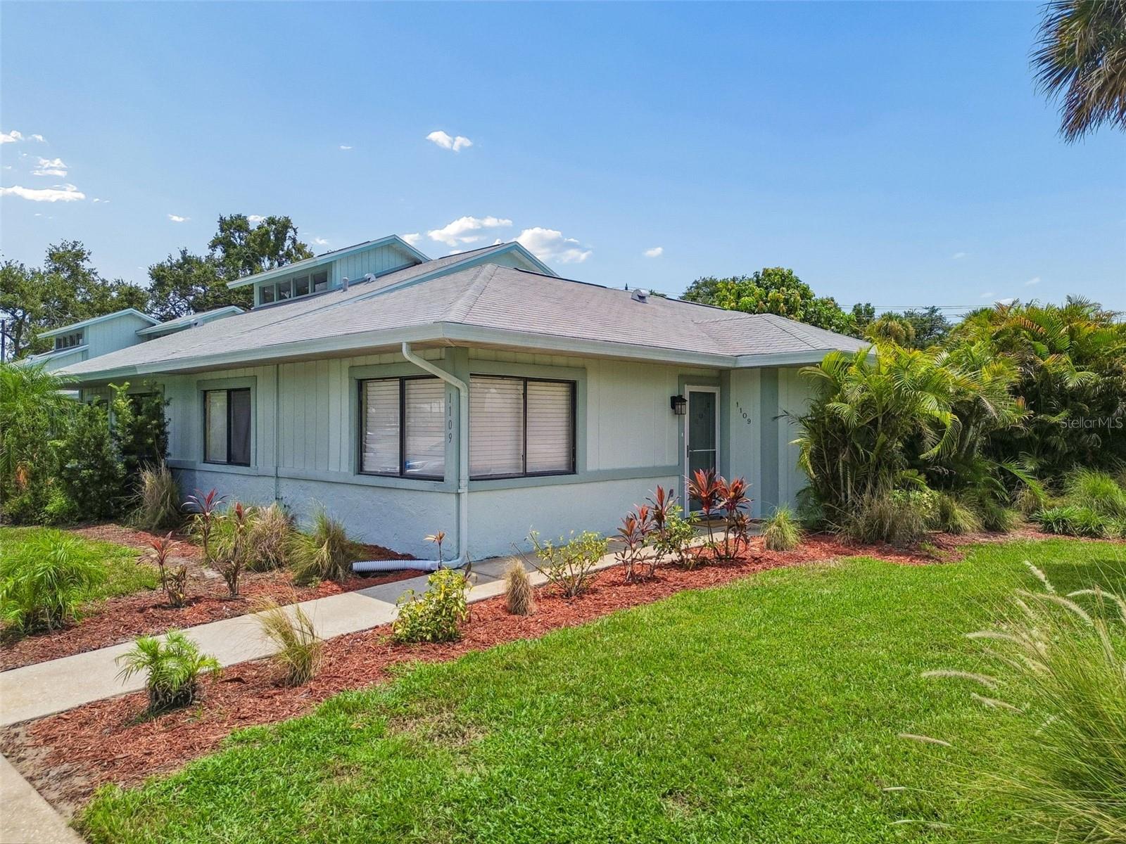 1st image of 1109 Somerset Cir S, Dunedin, FL 34698 | MLS# TB8534563