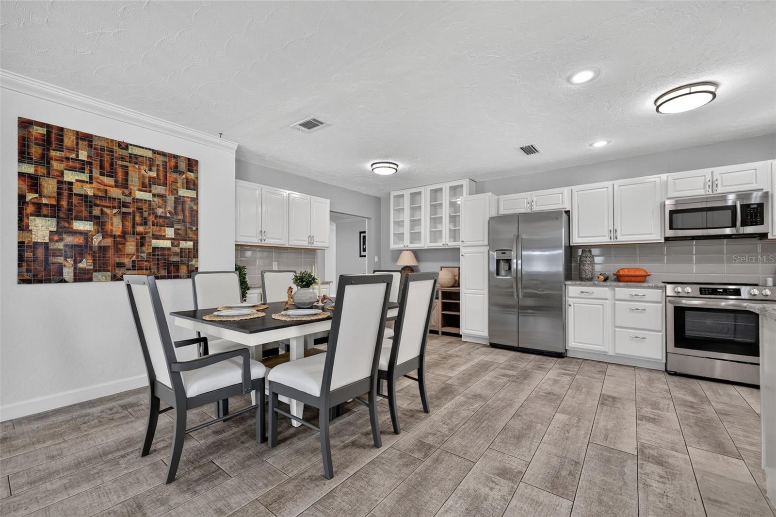 5th image of 2711 27Th Avenue Dr W, Bradenton, FL 34205 | MLS# TB8534608