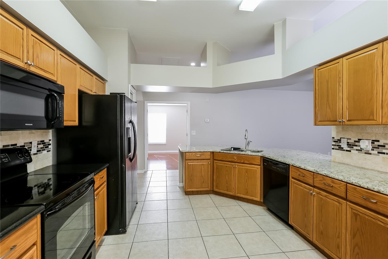 5th image of 1717 Erin Brooke Dr, Valrico, FL 33594 | MLS# C7529064