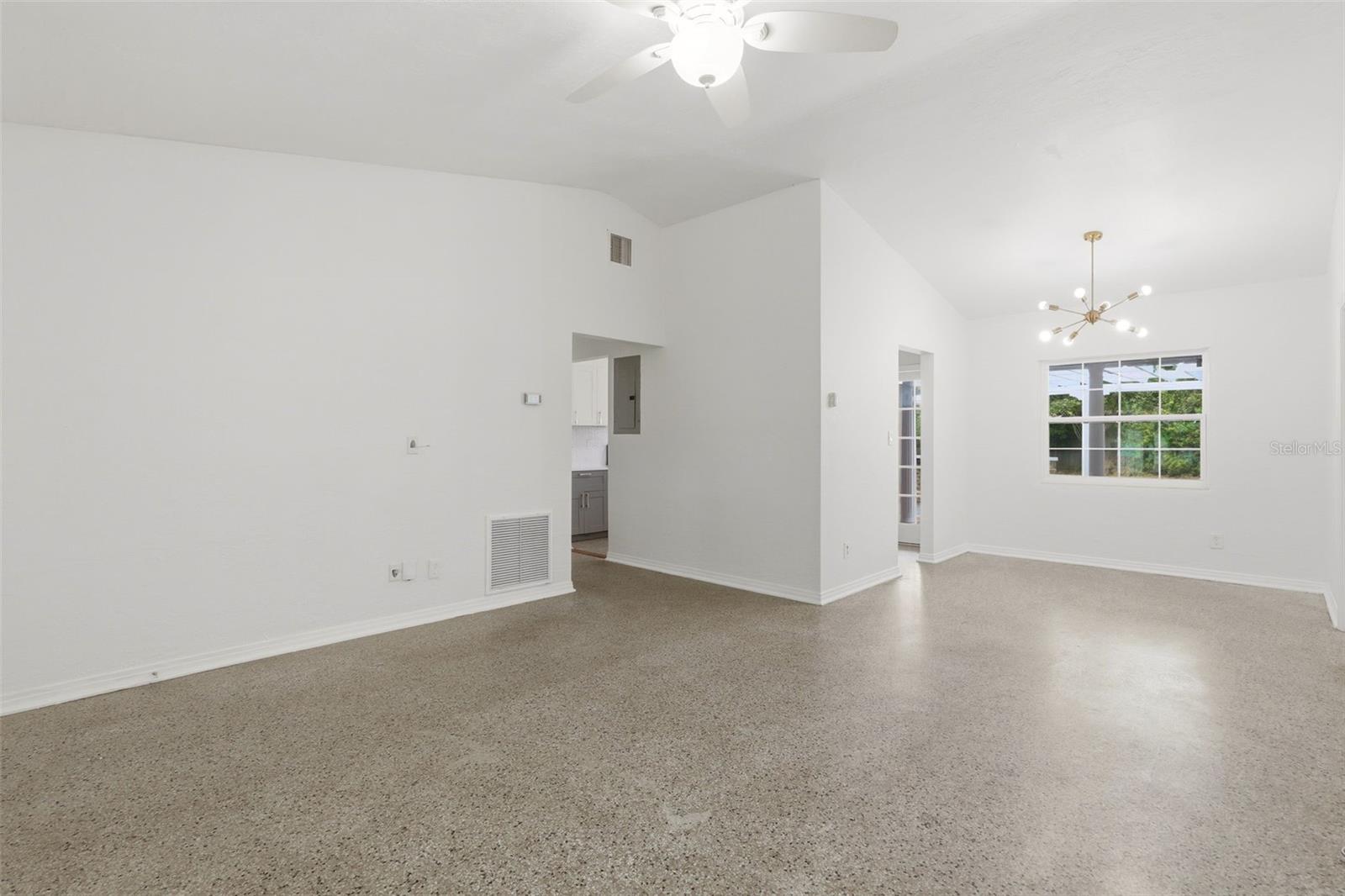 5th image of 724 Braidwood Ln, Orlando, FL 32803 | MLS# O6429806