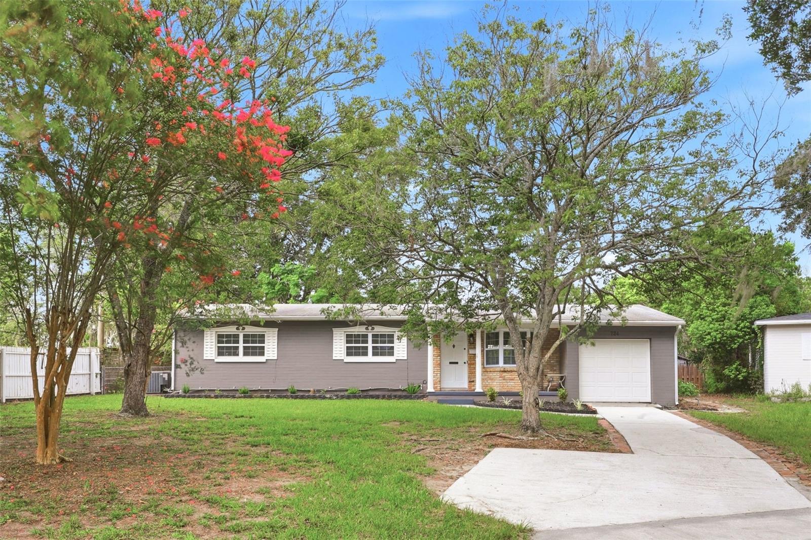 2nd image of 724 Braidwood Ln, Orlando, FL 32803 | MLS# O6429806