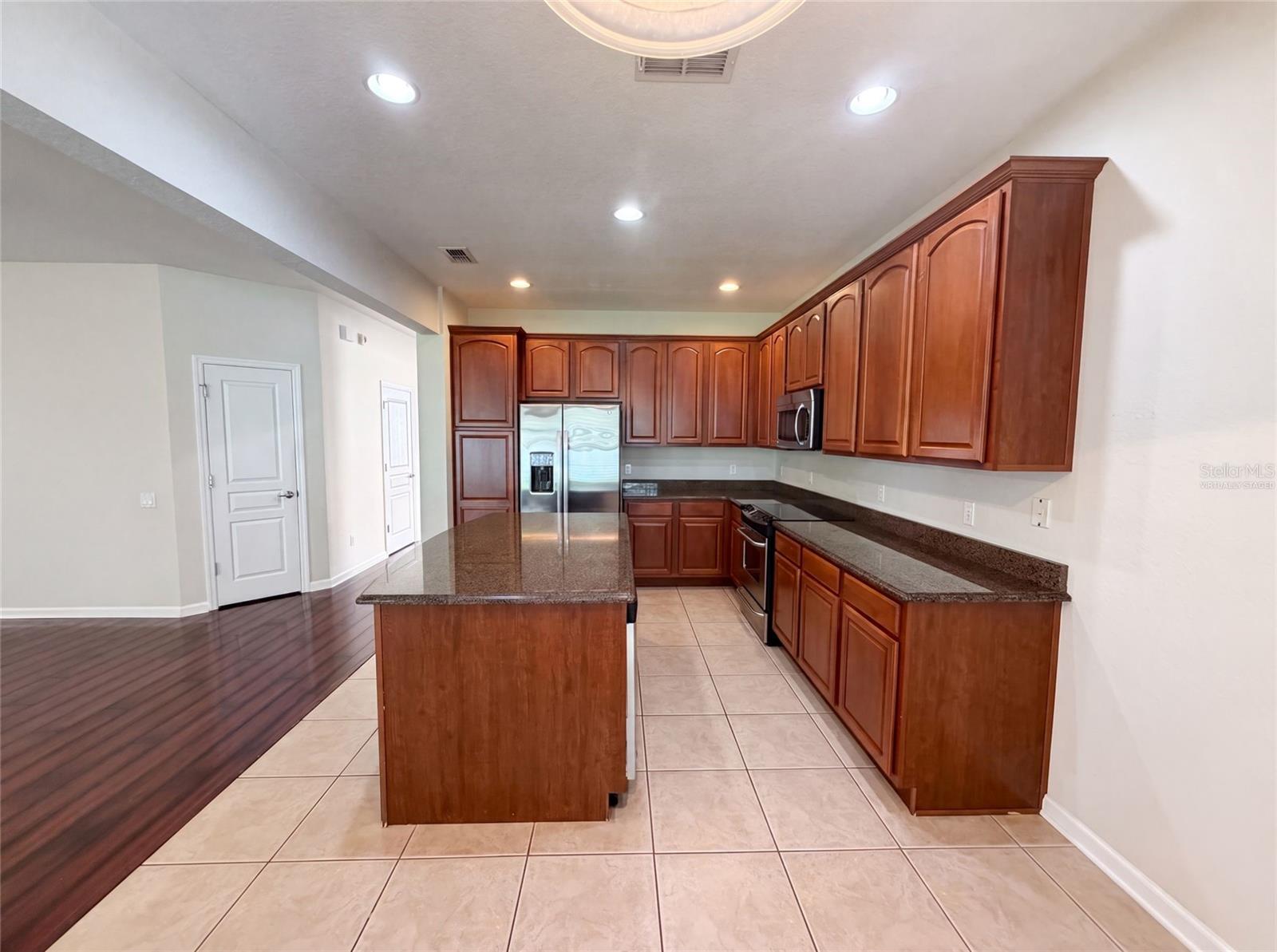 2nd image of 13228 Roskin Ln, Windermere, FL 34786 | MLS# O6429810
