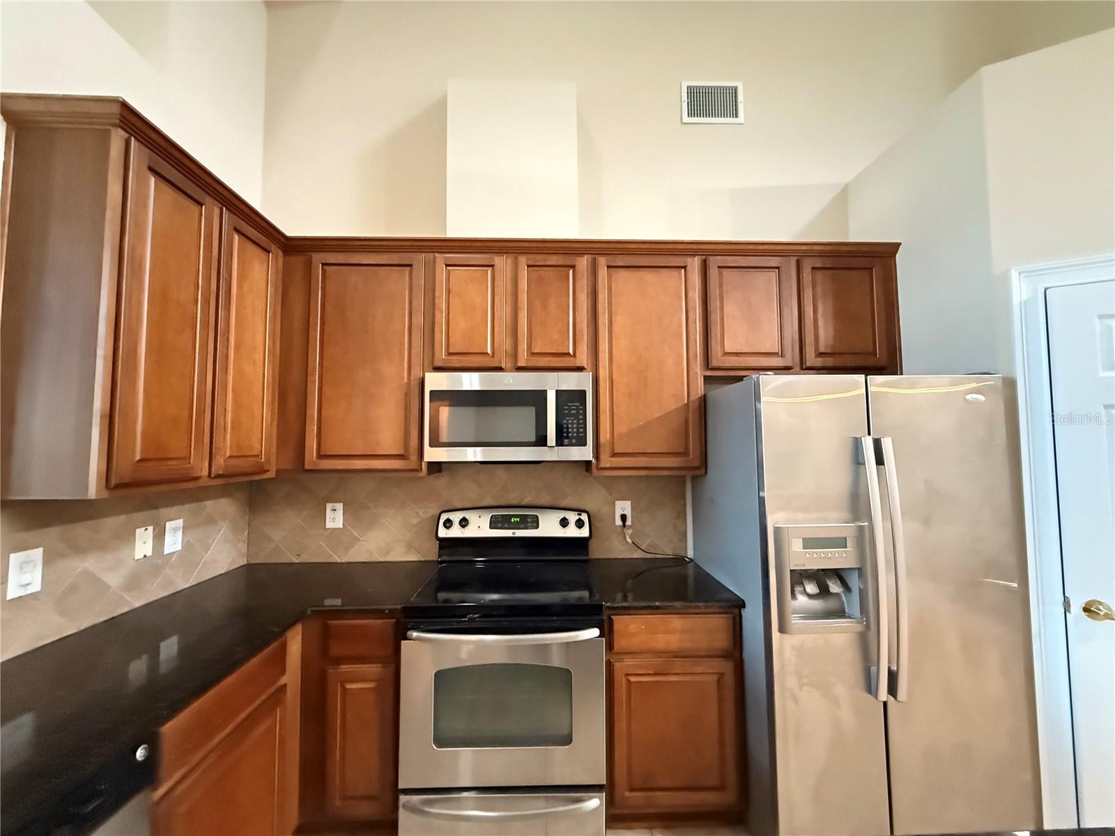 5th image of 10856 Breaking Rocks Dr, Tampa, FL 33647 | MLS# TB8534843
