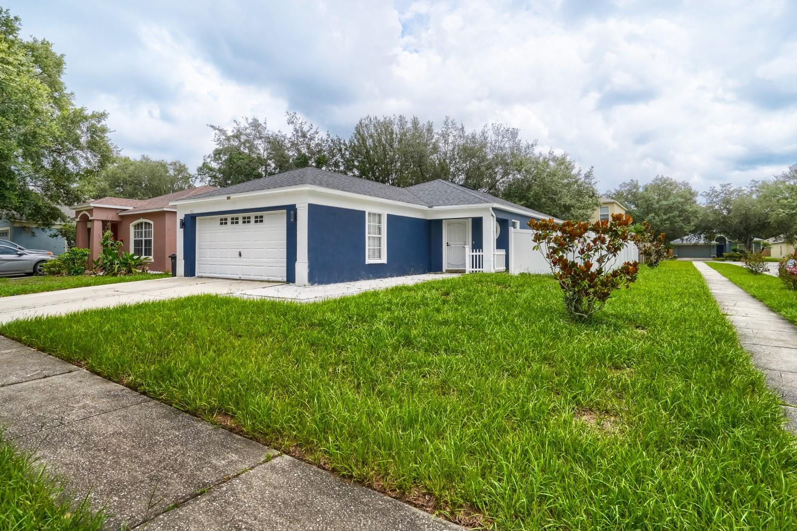 2nd image of 701 Periwinkle Pointe Pl, Seffner, FL 33584 | MLS# TB8534875