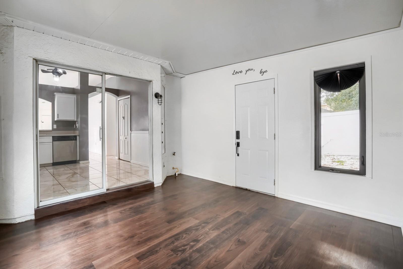 5th image of 701 Periwinkle Pointe Pl, Seffner, FL 33584 | MLS# TB8534875