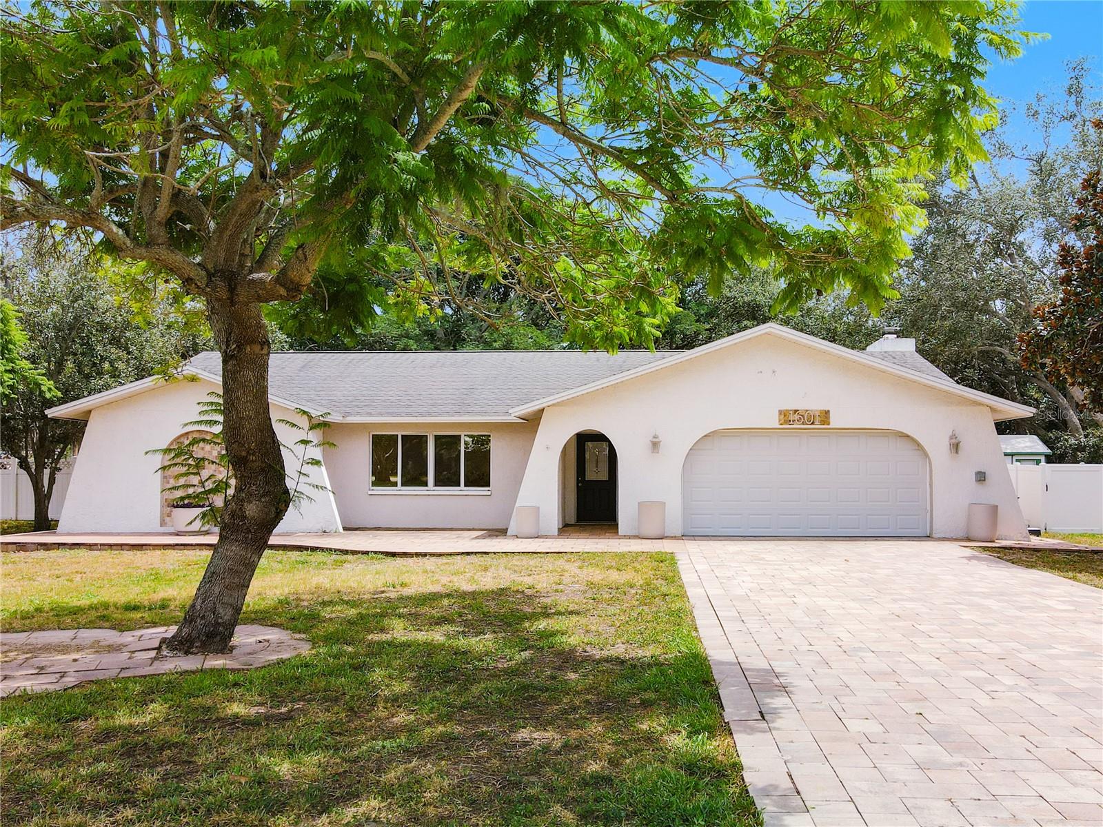 1st image of 1601 Gulf Rd, Tarpon Springs, FL 34689 | MLS# TB8534888