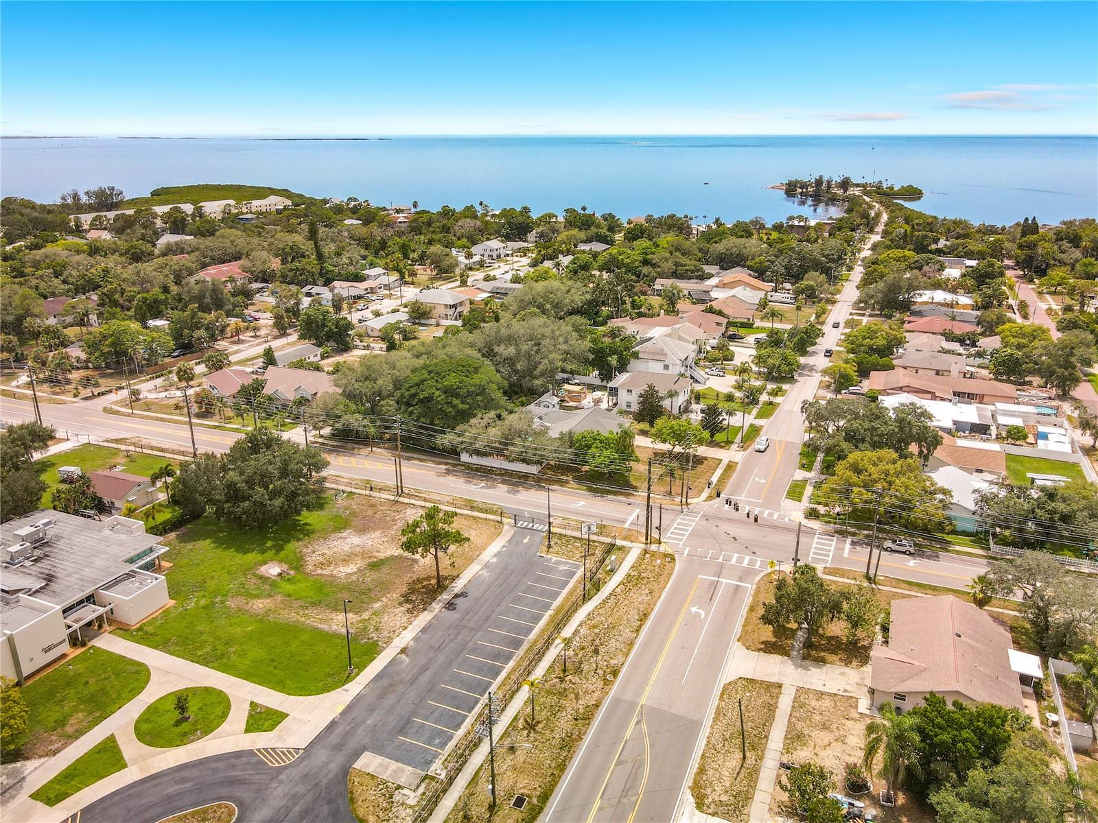 2nd image of 1601 Gulf Rd, Tarpon Springs, FL 34689 | MLS# TB8534888