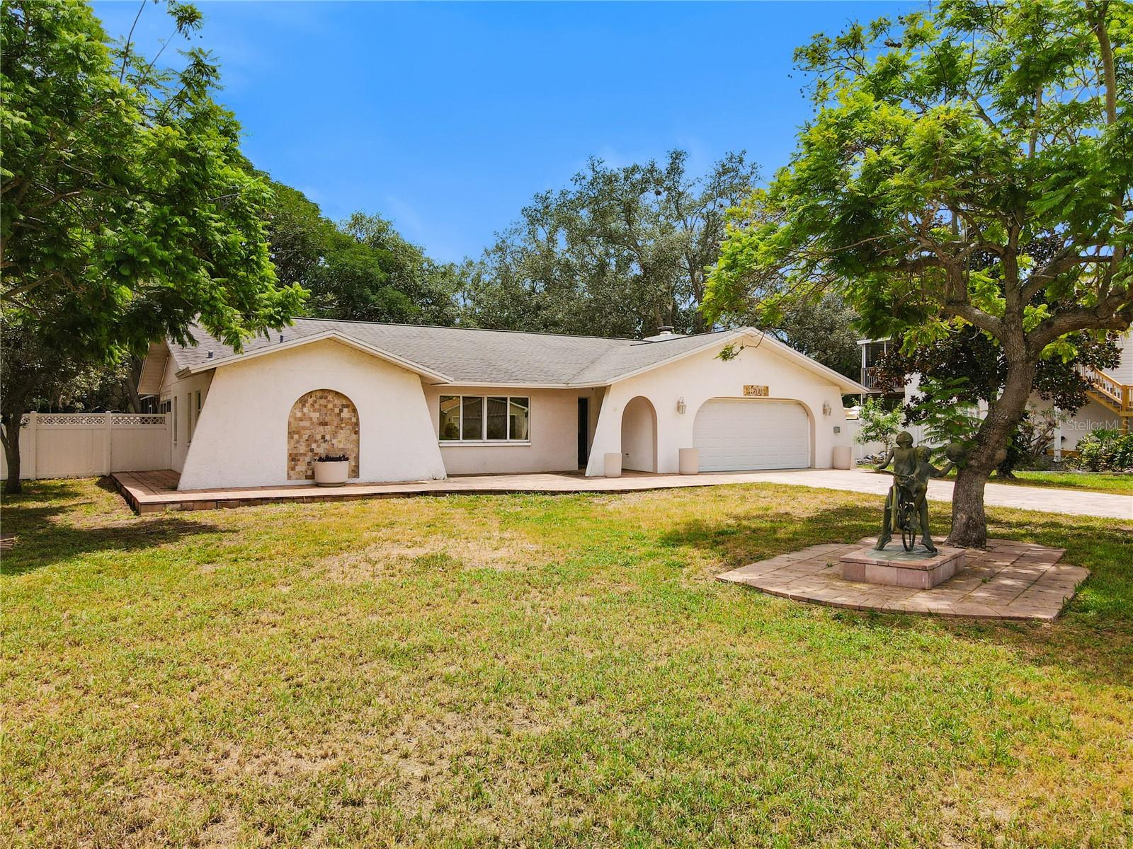 5th image of 1601 Gulf Rd, Tarpon Springs, FL 34689 | MLS# TB8534888