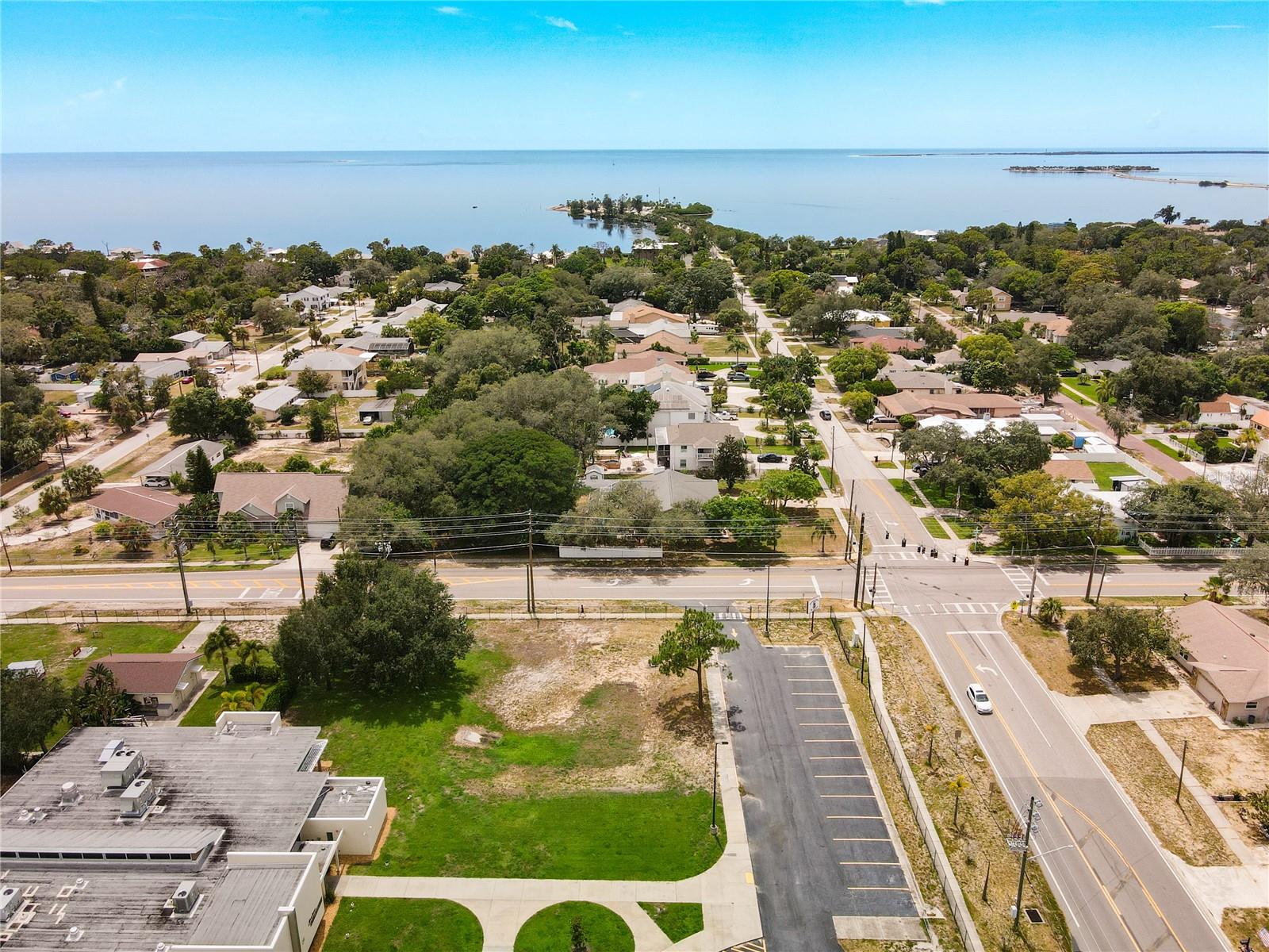 52nd image of 1601 Gulf Rd, Tarpon Springs, FL 34689 | MLS# TB8534888