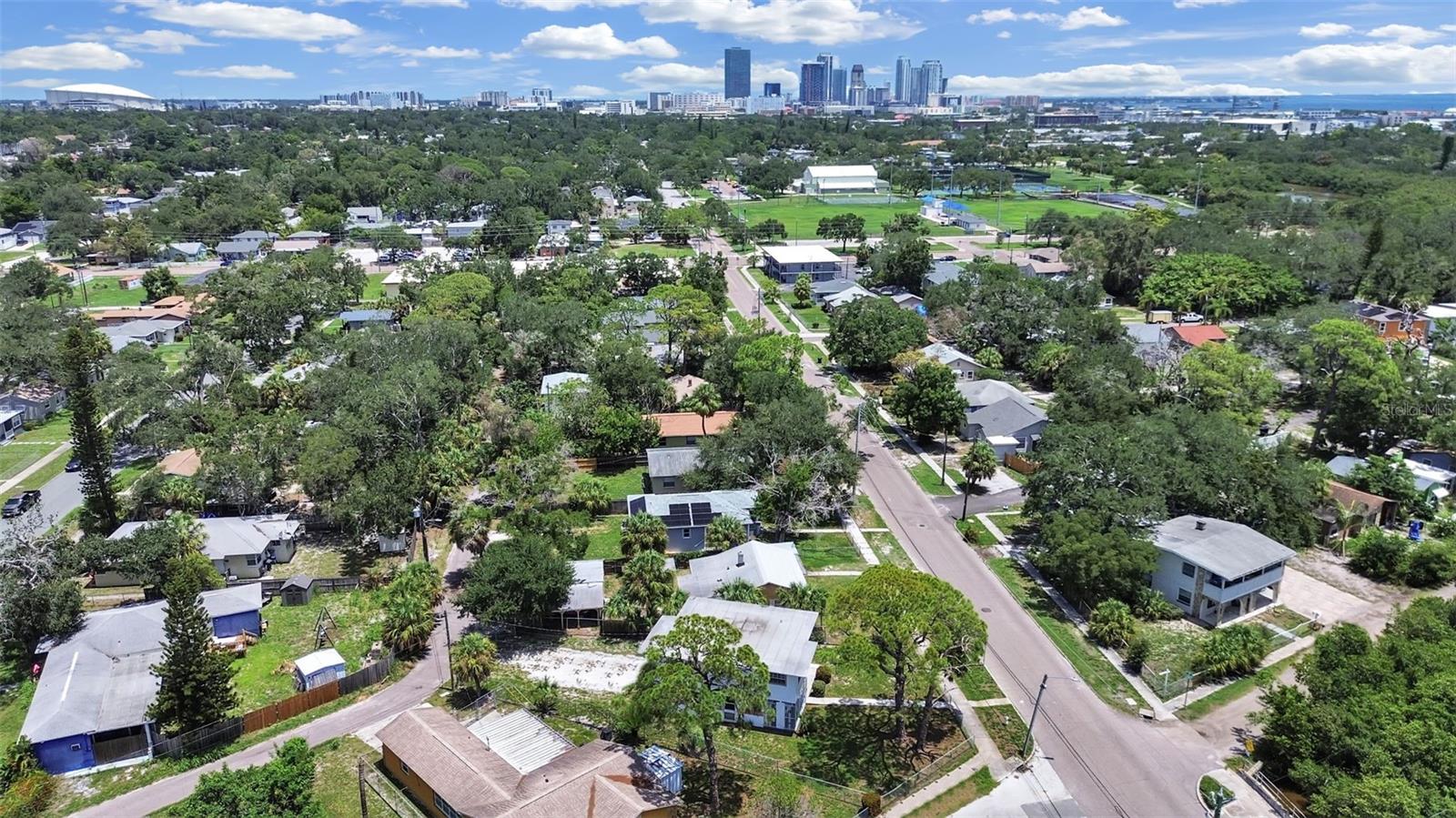 4th image of 2371 7Th St S, St Petersburg, FL 33705 | MLS# TB8535007