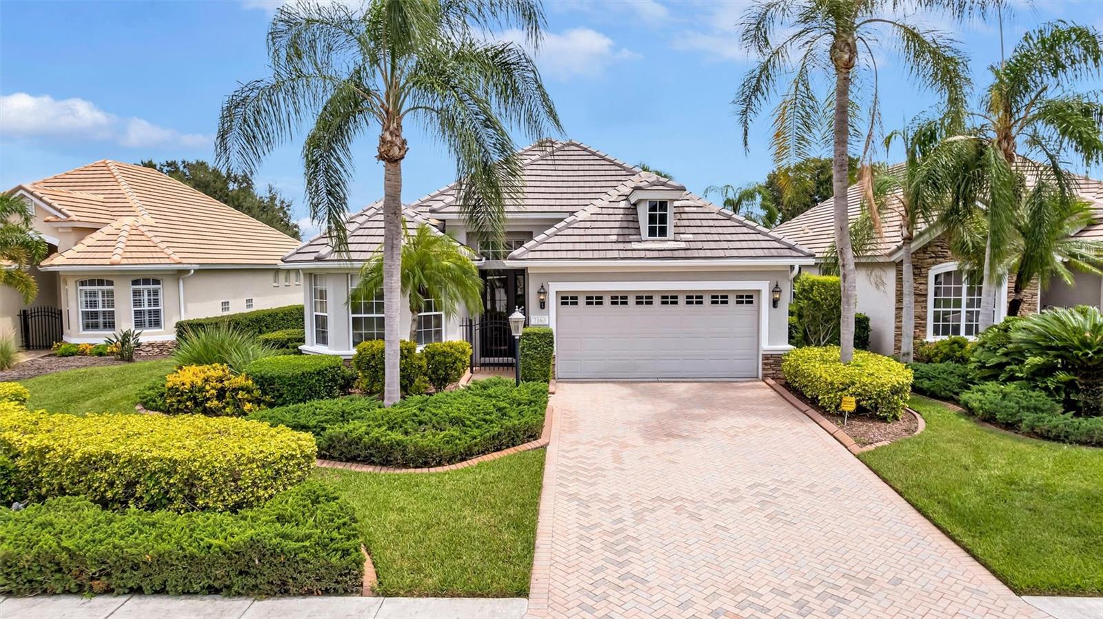 1st image of 7163 Sandhills Pl, Lakewood Ranch, FL 34202 | MLS# A4701813