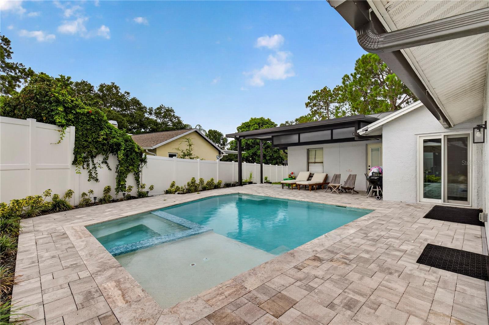 2nd image of 3775 Springhill Cir, Palm Harbor, FL 34684 | MLS# A4701857