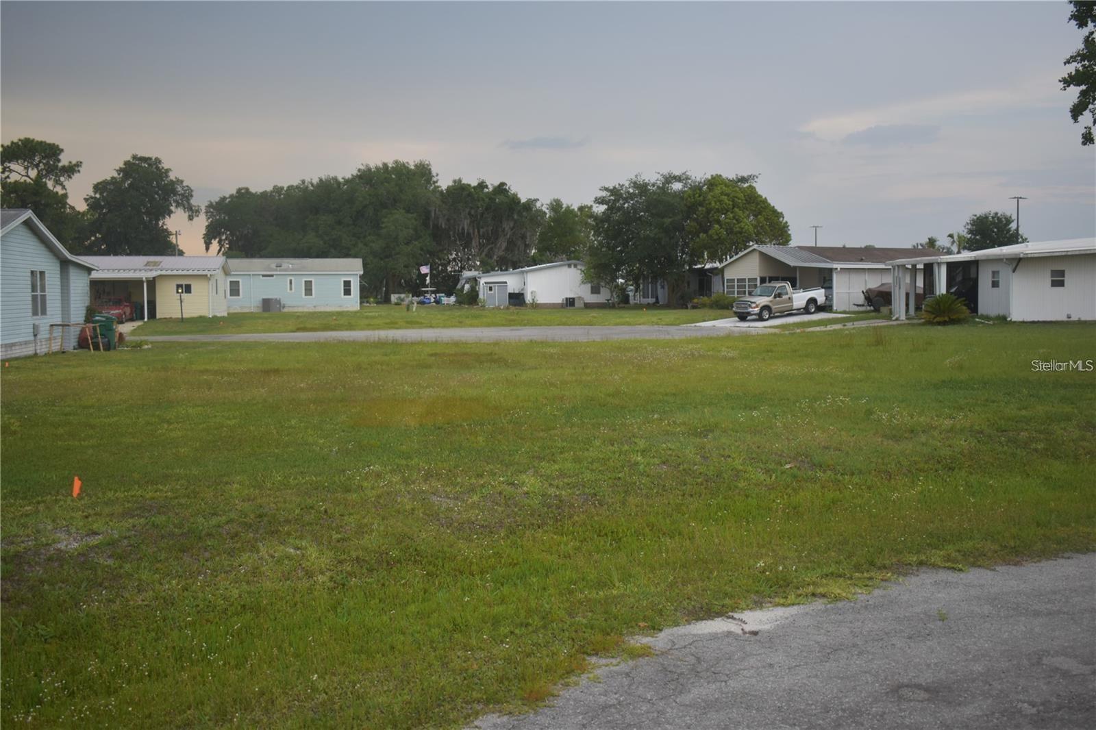 1st image of Lot 18 Blk C Cambridge Ct, Wildwood, FL 34785 | MLS# G5115930