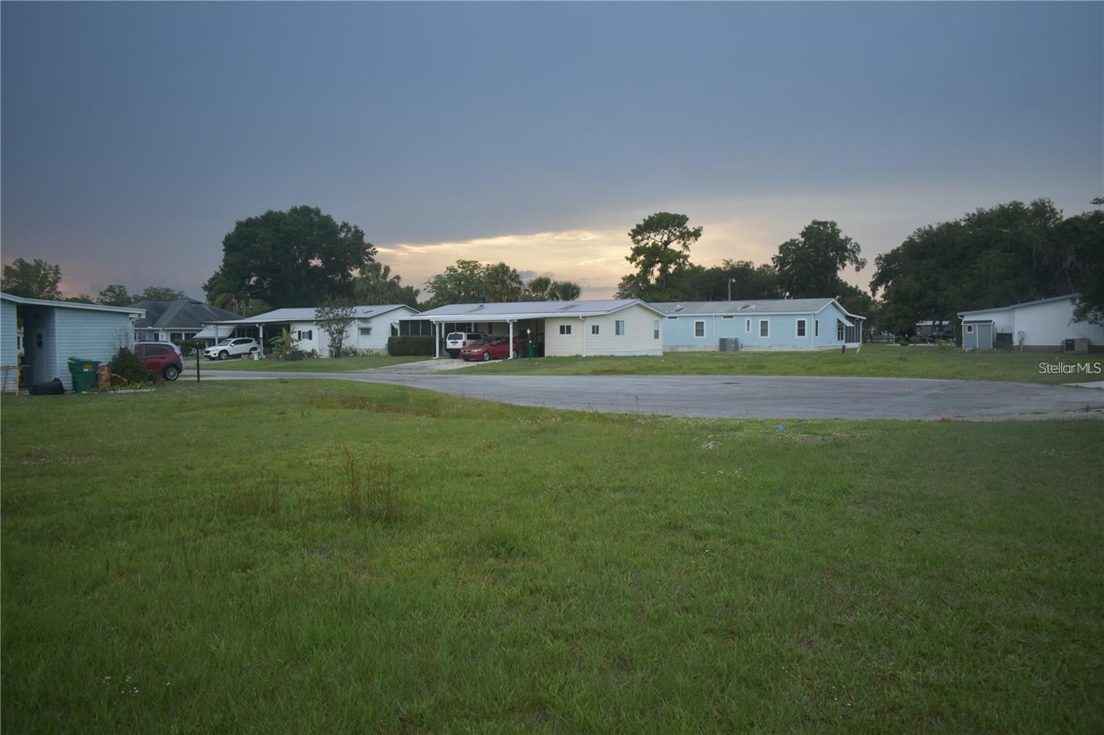 3rd image of Lot 18 Blk C Cambridge Ct, Wildwood, FL 34785 | MLS# G5115930