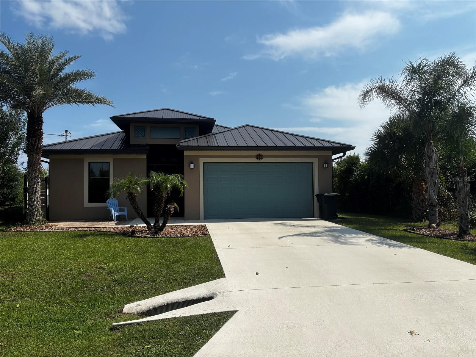 1st image of 12 Mahoe Dr N, Palm Coast, FL 32137 | MLS# FC320385