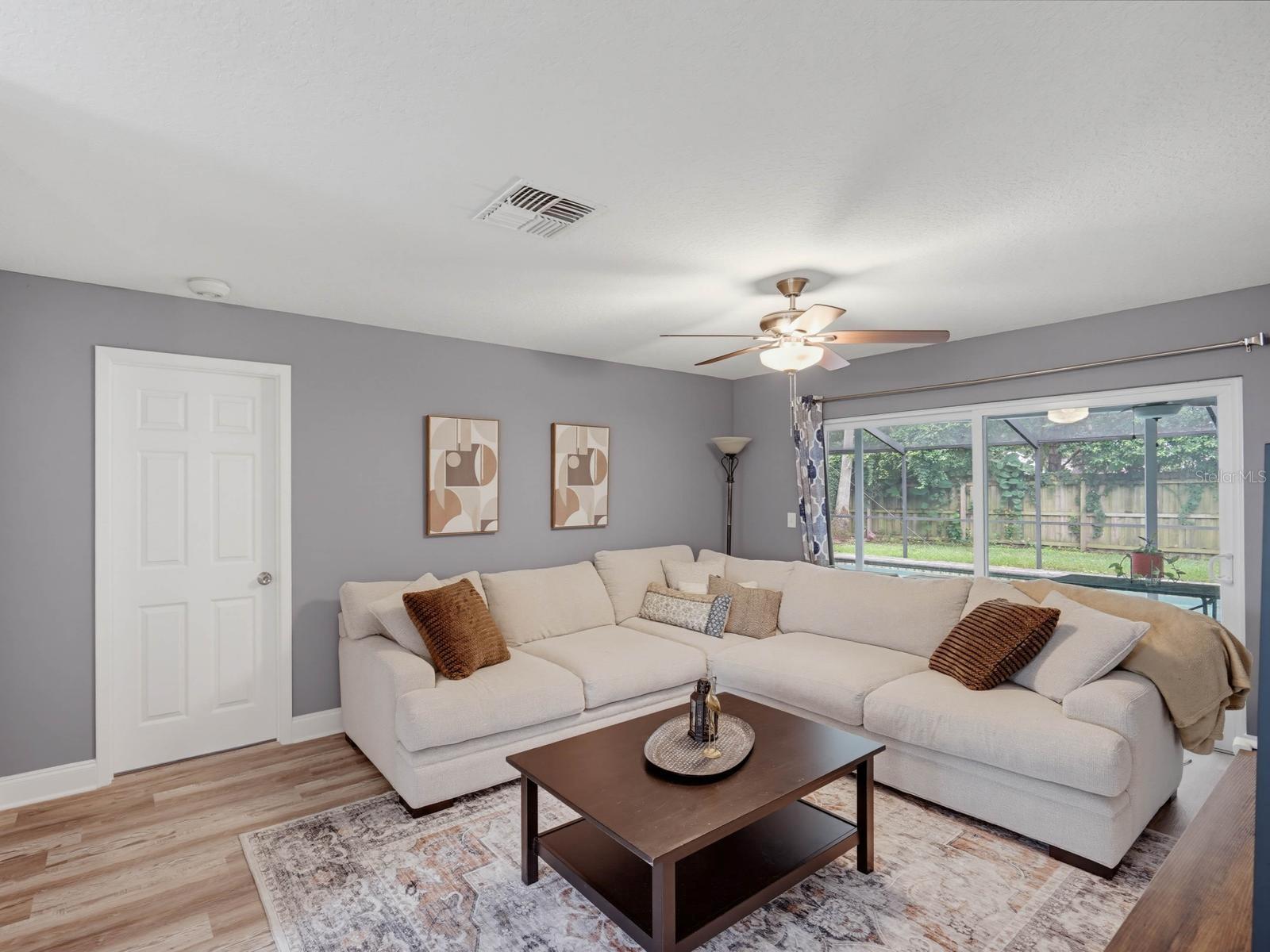 4th image of 2988 Pinewood Run, Palm Harbor, FL 34684 | MLS# TB8535185