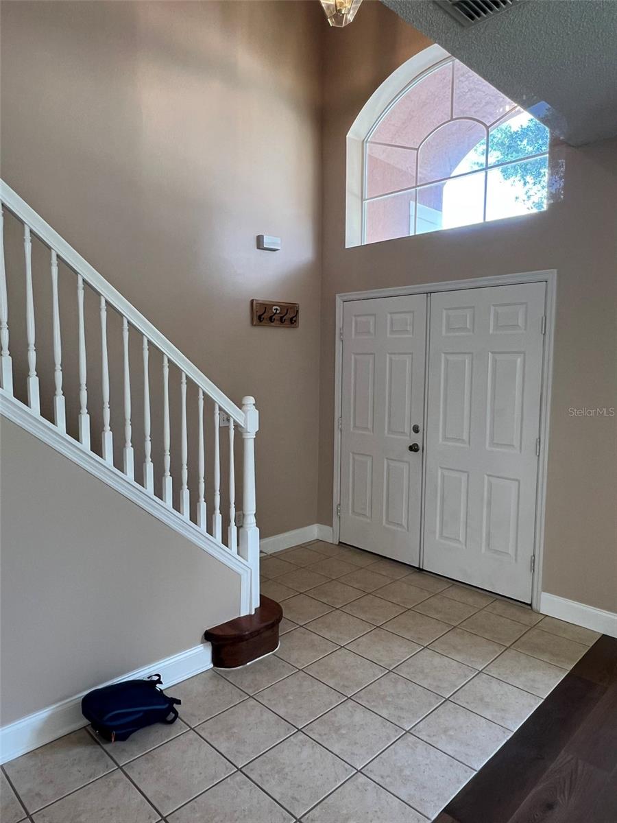 2nd image of 812 Jade Forest Ave, Orlando, FL 32828 | MLS# O6430169