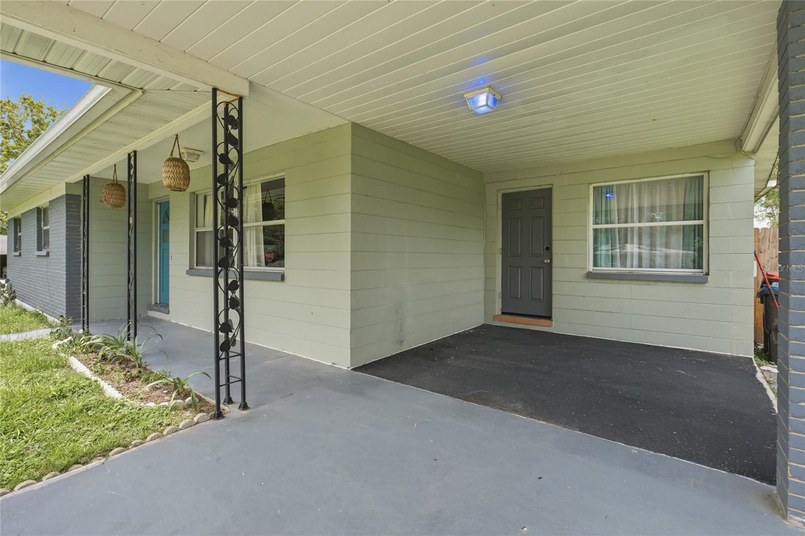2nd image of 5307 Se 108th St, Belleview, FL 34420 | MLS# OM729652