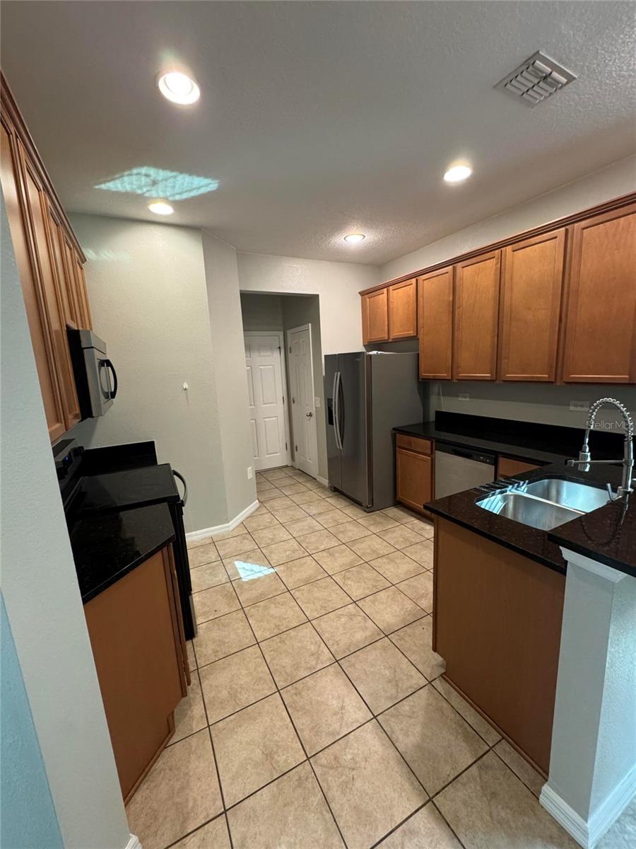 4th image of 11938 Silverlake Park Dr, Windermere, FL 34786 | MLS# O6430196